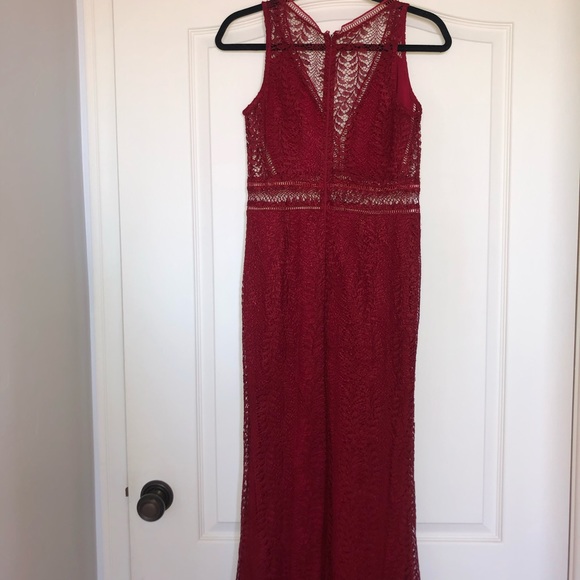 Women’s Dress - Picture 4 of 15